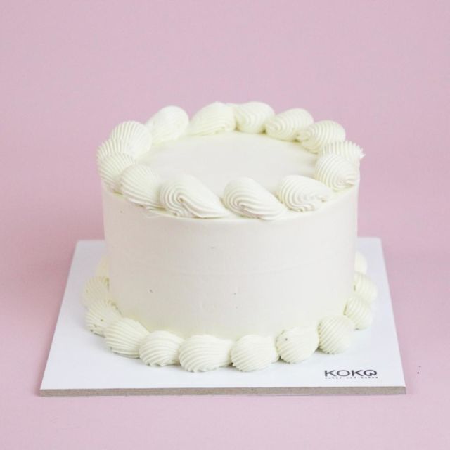 White Basic Cake